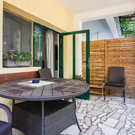 Awesome In With Kitchen *