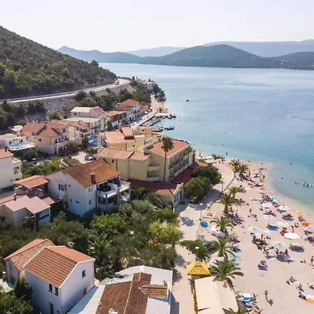 One-bedroom In קלק