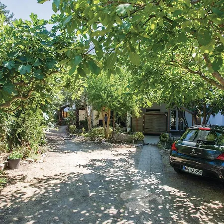 דירה One-bedroom In *