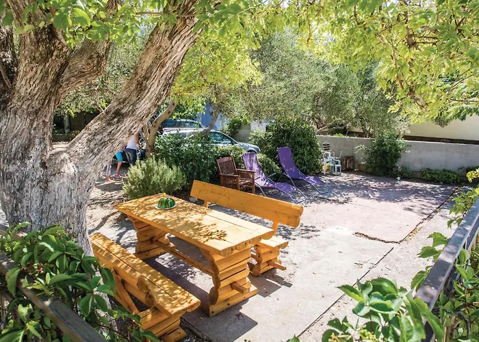 One-bedroom In דירה *