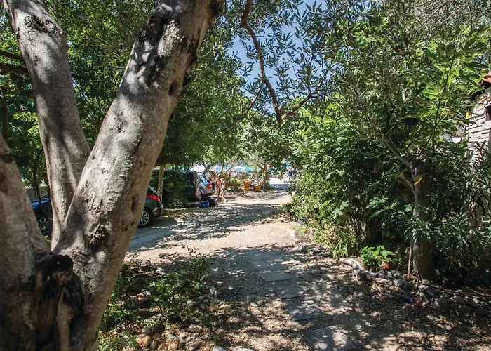 One-bedroom In * קלק